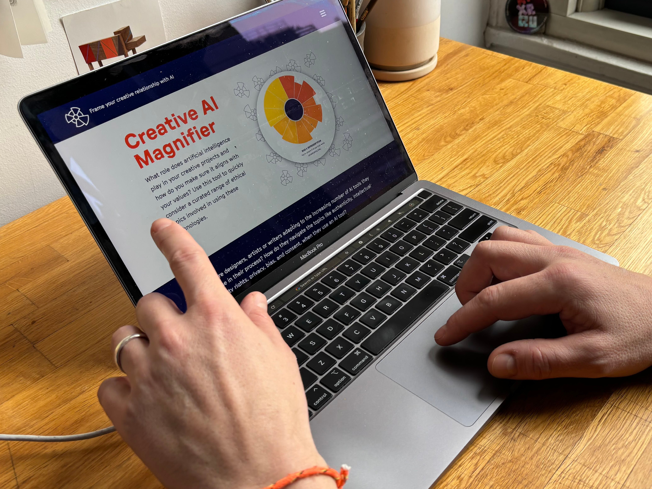 CreativeAIMagnifier – 1024 x 768